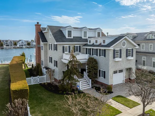 19 Seagull Dr, Avalon, NJ 08202