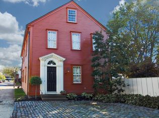 59 Bridge St, Newport, RI 02840
