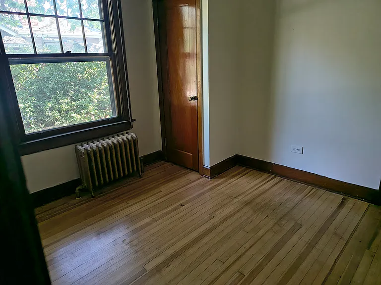 1580 S Logan St — Photo 13