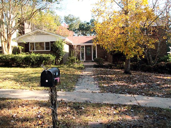 House - Front - Maple Tree
