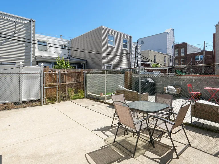 217 Moore St — Photo 18