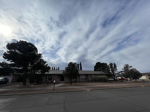 2nd image of 836 Marimba Dr