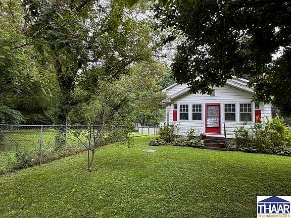 2nd image of 962 S Leslie Pl