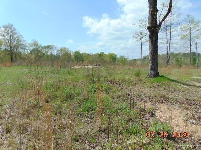 2nd image of 1484 County Road 495