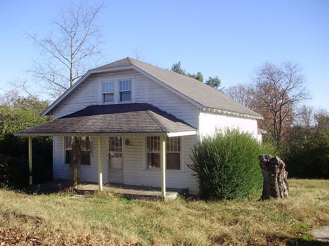 1st image of 137 Staley Ln