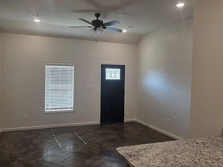3815 School St #1 — Photo 3
