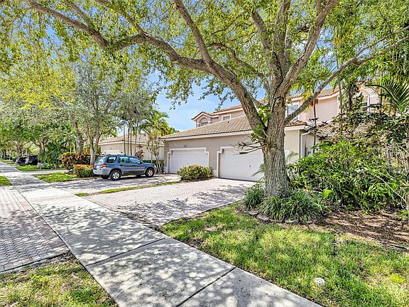 2nd image of 7951 S Aragon Boulevard #3