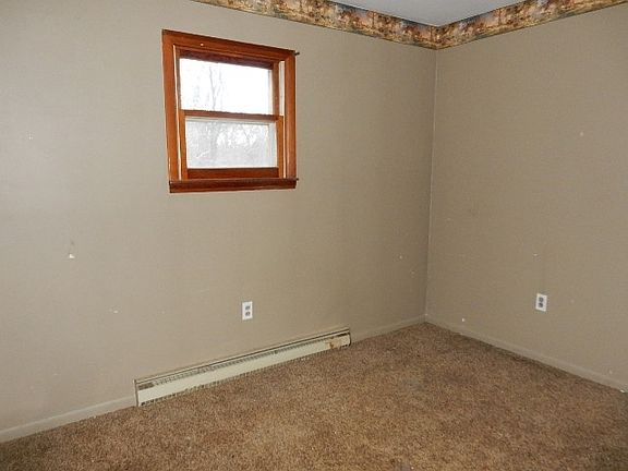 2nd image of 7167 E County Road 50 S