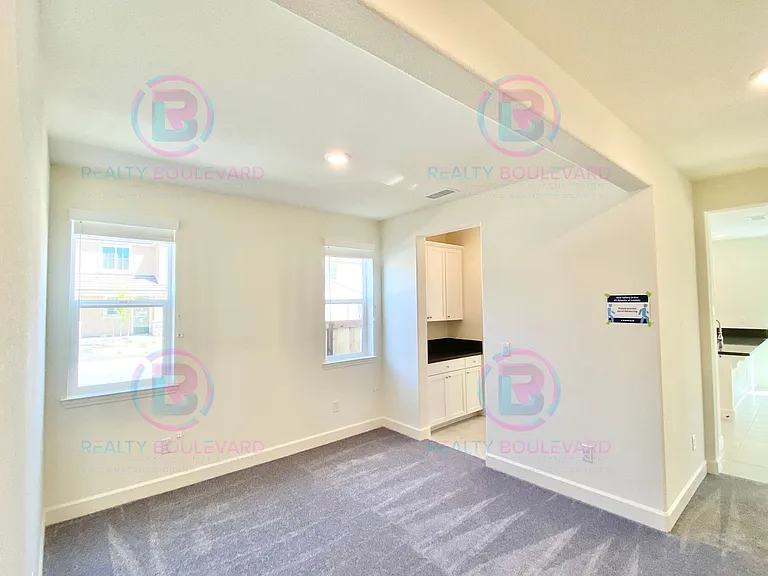 1127 Winter Hawk Way — Photo 16