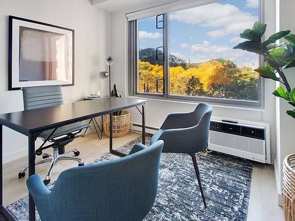 5th image of 1295 5th Ave APT 32g