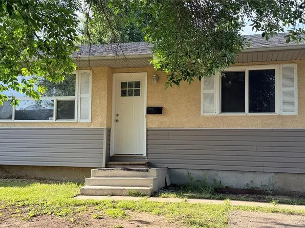 649 Douglas CRESCENT, Saskatoon, SK S7L 4T9