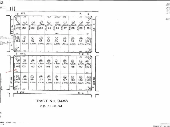 Corner Avenue R2 Drt 105th St, Sun Village, CA 93543