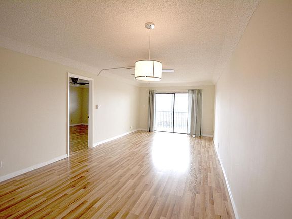 5th image of 500 Palm Springs Blvd APT 405