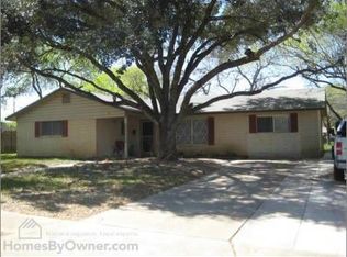 323 Bette Dr, Pleasanton, TX 78064