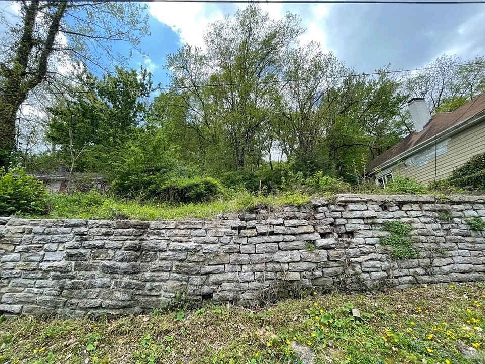 2nd image of 311 5th St