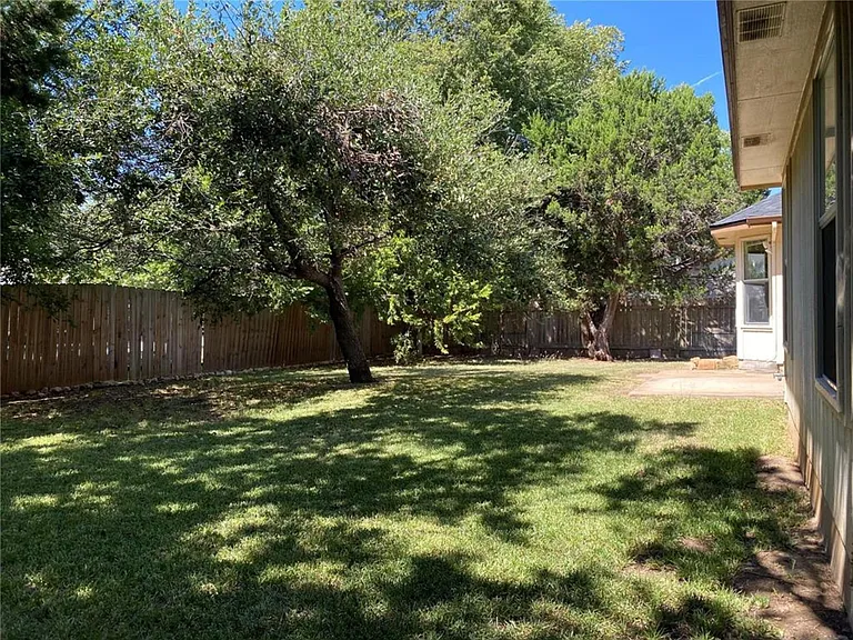 1707 Timberwood Dr — Photo 30