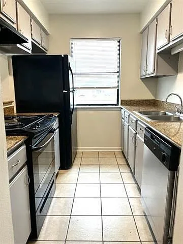 1 bed, 1.0 bath, 690 sqft, $1,095 — Photo 4