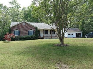 12309 Red Oak Ln, Amelia Court House, VA 23002