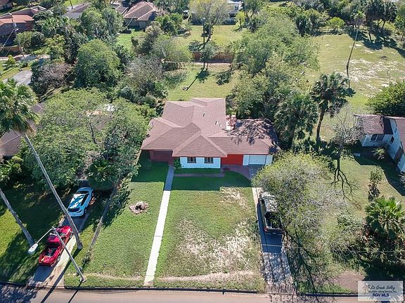 2nd image of 1164 Boca Chica Blvd