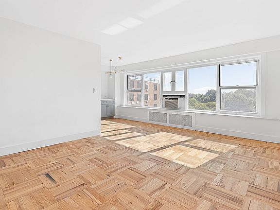 4th image of 135 Ashland Pl APT 12D