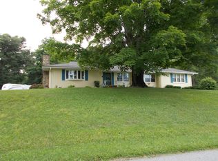 602 Cirencester Ave, Middlesboro, KY 40965