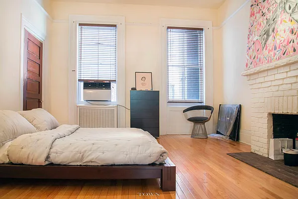 Rented by Town Residential | media 9