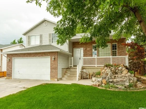 4280 S Westlake Dr, Roy, UT 84067