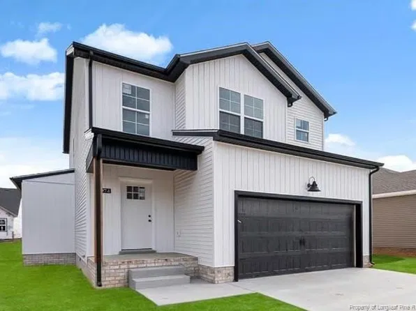 194 Sofias Ct, Raeford, NC 28376