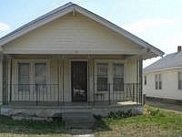 1st image of 713 E Moses St