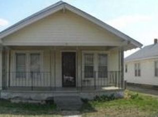 713 E Moses St, Cushing, OK 74023
