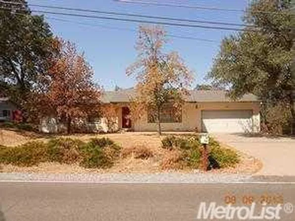 3550 Hartvickson Ln, Valley Springs, CA 95252