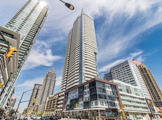 4065 Confederation Pkwy #2003, Mississauga, ON