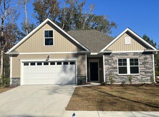 416 Eden Dr SW, Supply, NC 28462