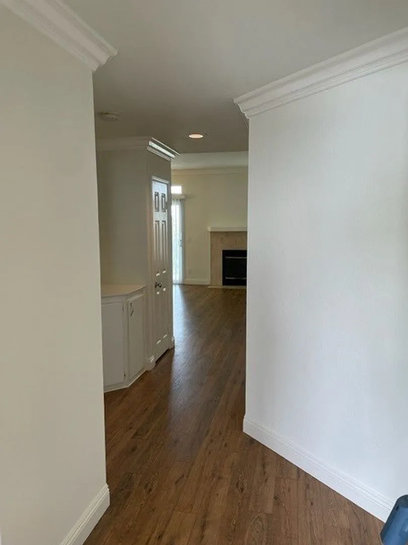 Building Photo - 72 Campton Pl