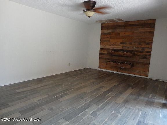 2nd image of 1642 S Park Ave