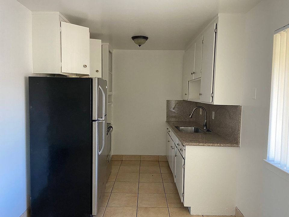 1st image of 638 Kirkland Dr APT 3
