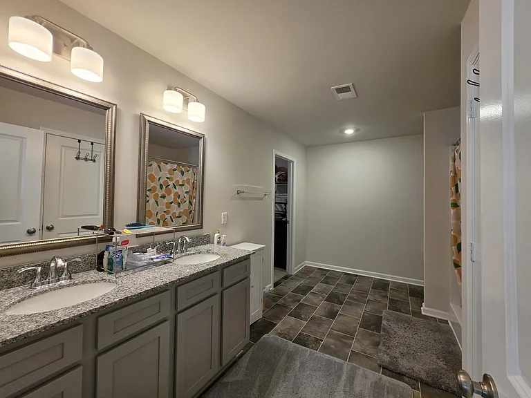 1812 Lacebark Dr — Photo 19