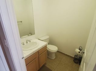 9315 Burnet Ave UNIT 102, North Hills, CA 91343