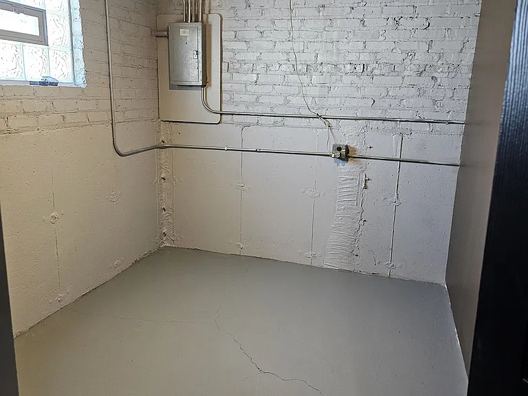 281 Marquette Ave — Photo 17