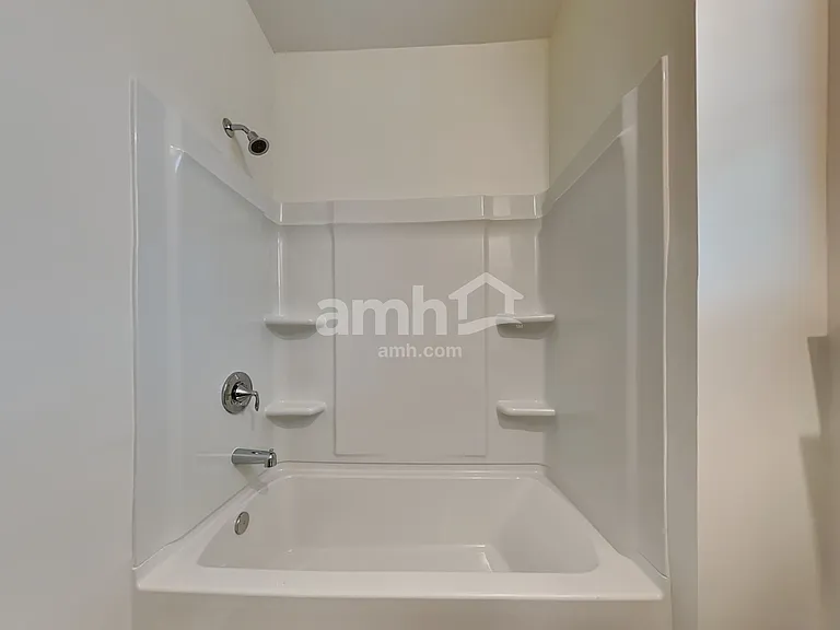 5292 Blue Mountain Dr — Photo 4