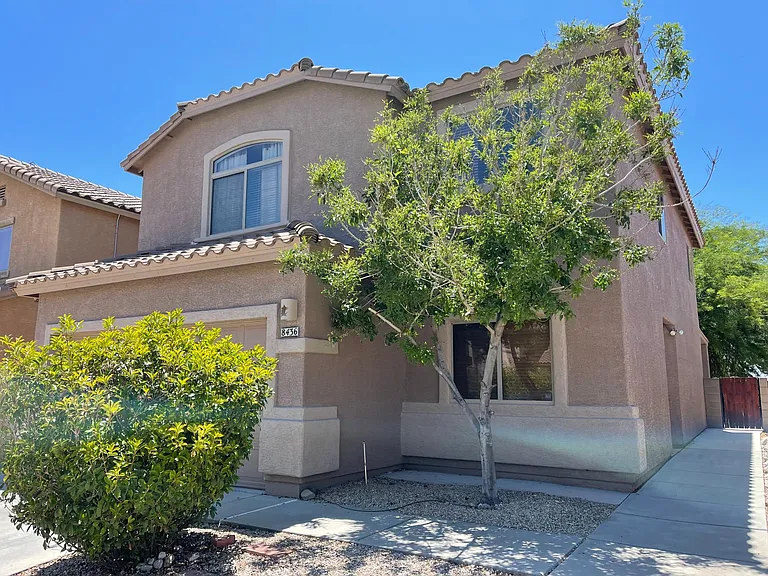 8436 S Otis Dr — Photo 1