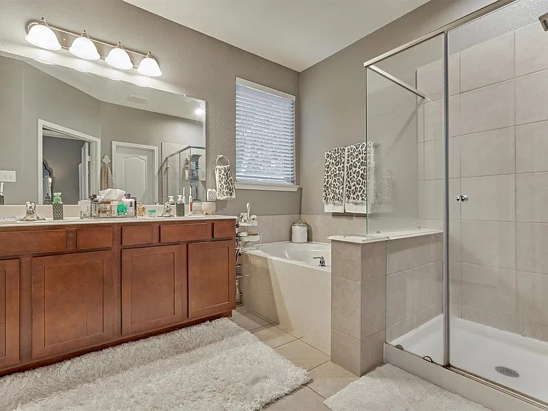 204 Forest Peak Way — Photo 20