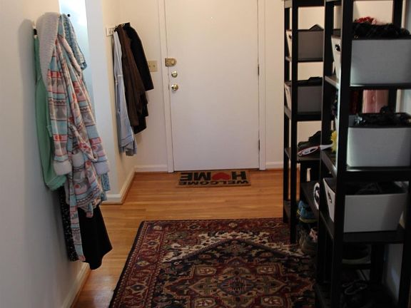2nd image of 907 Crosshill Dr