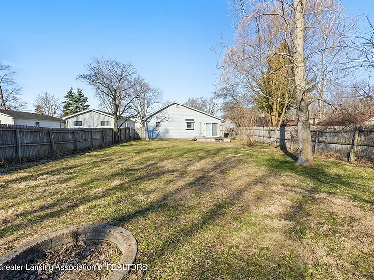 6174 Rutherford Ave — Photo 12