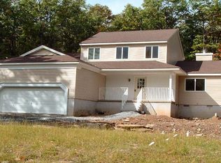 Eagle Path, Bushkill, PA 18324