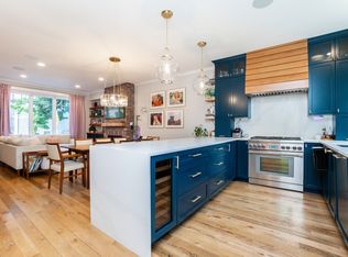 452 W 4th St, South Boston, MA 02127
