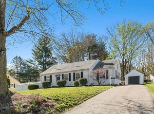 993 Main St, Concord, MA 01742