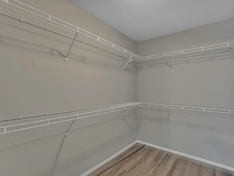Master Walk In Closet