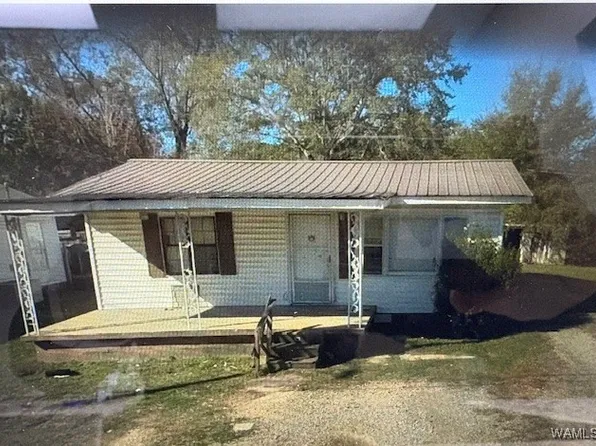 1023 3rd Ave NE, Fayette, AL 35555