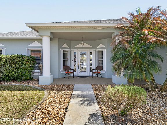 3rd image of 7429 Hackberry Rd